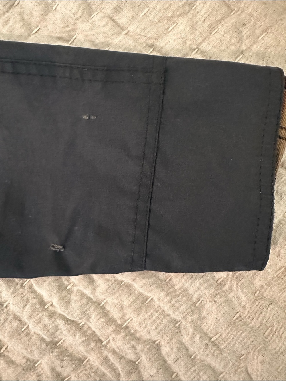 Barbour Women’s Navy Waxed Jacket - Picture 6 of 6